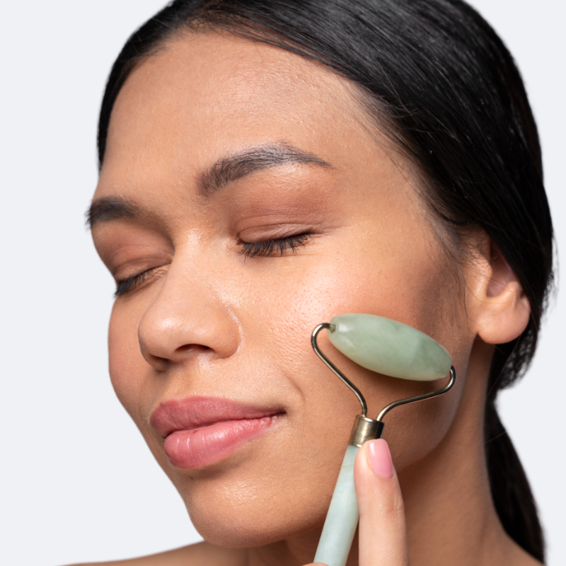 Rouleau Visage & Gua Sha en Quartz Rose – Rituel Massage